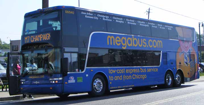 Coach USA Megabus Van Hool Astromega DD040